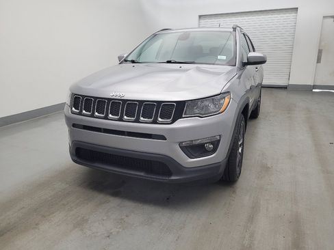 Used 2019 Jeep Compass Latitude w/ Popular Equipment Group FWD image 15