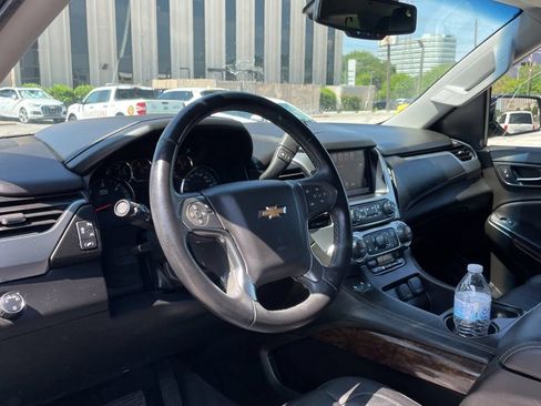 Used 2019 Chevrolet Tahoe LT RWD image 4
