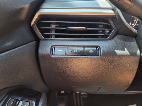 Used 2024 Nissan Altima 2.5 SR FWD image 40
