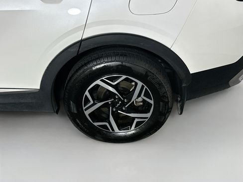 Used 2023 Kia Sportage LX AWD/4WD image 11