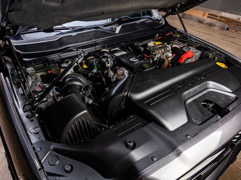 Used 2019 RAM 2500 Laramie w/ Night Edition AWD/4WD image 41