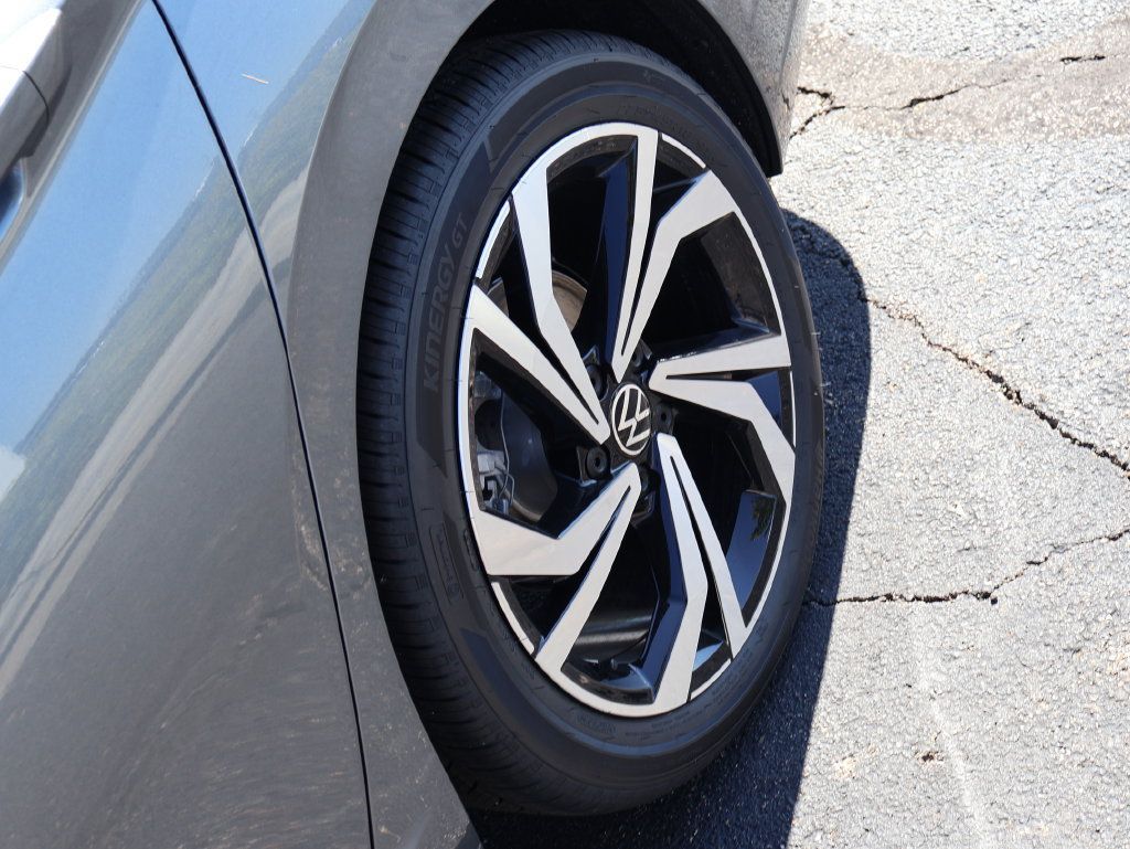 Used 2026 Volkswagen Jetta SEL FWD image 37