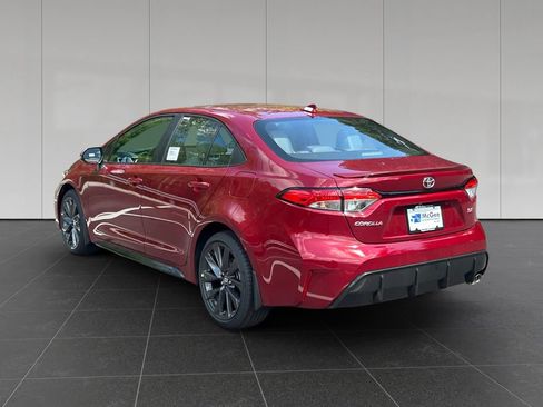New 2026 Toyota Corolla SE FWD image 3