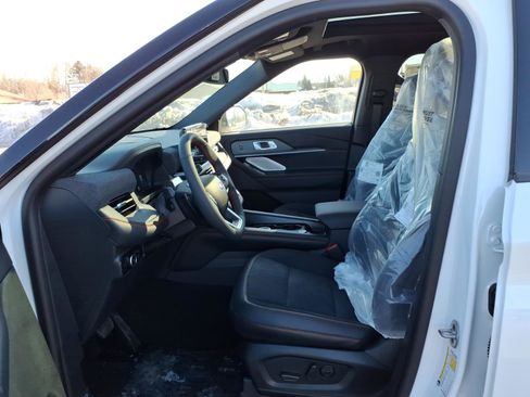 New 2026 Ford Explorer ST w/ Sun And Sound Package image 5