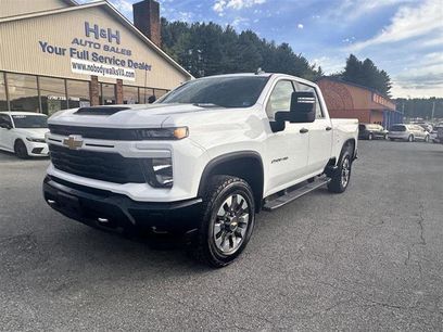 Used 2024 Chevrolet Silverado 2500 Custom w/ Custom Value Package