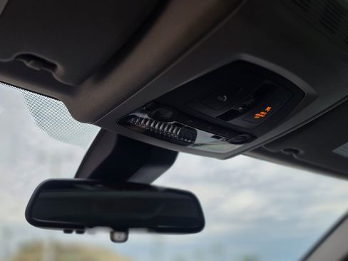 Used 2016 BMW 528i Sedan w/ Driver Assistance Package image 37