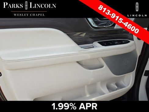 Used 2020 Lincoln Navigator Black Label w/ Cargo Convenience Package AWD/4WD image 18