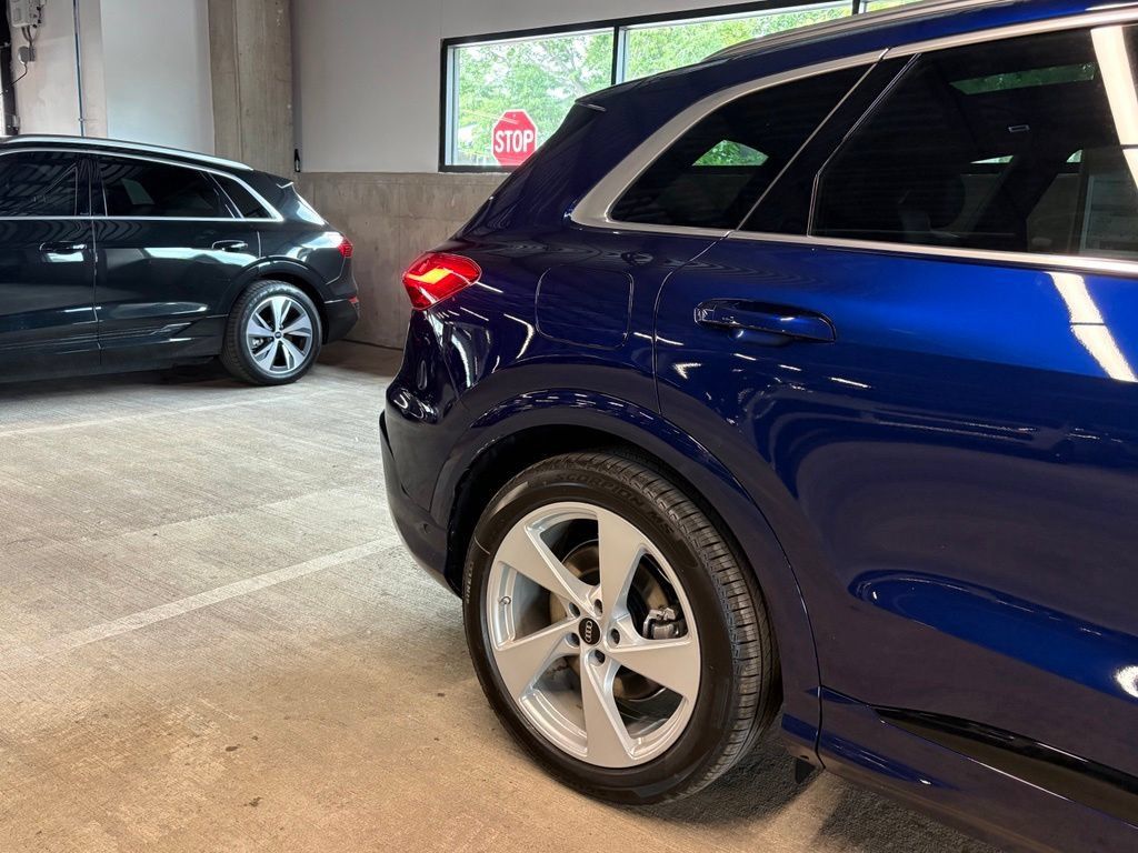 New 2026 Audi Q5 Prestige AWD/4WD image 10