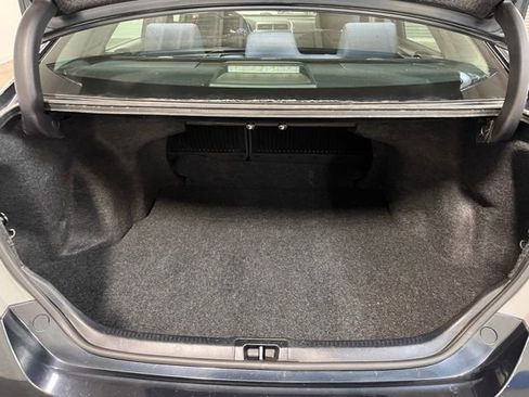 Used 2017 Toyota Camry LE image 12