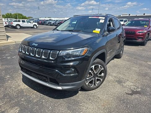 Used 2022 Jeep Compass Limited AWD/4WD image 2