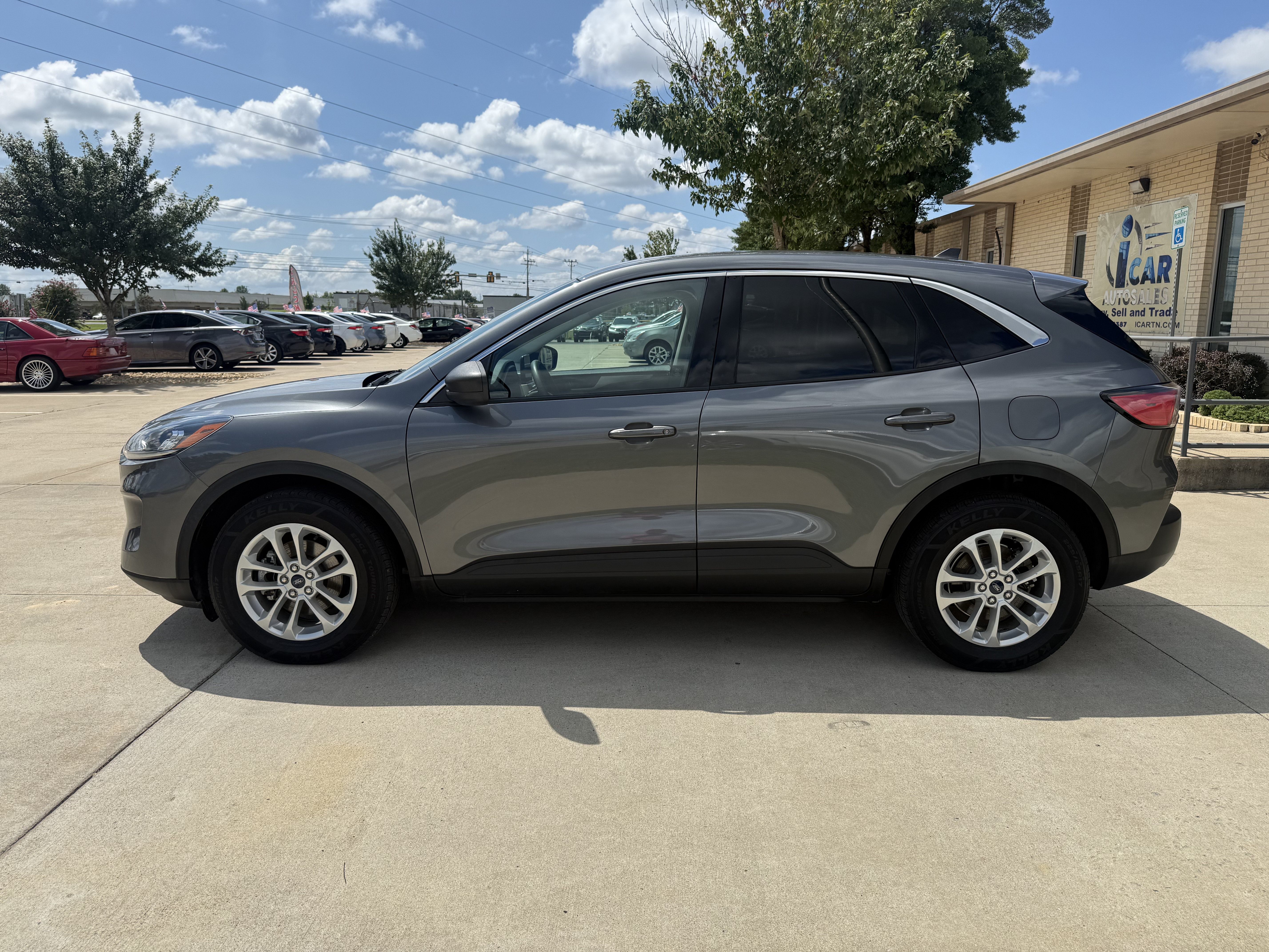Used 2022 Ford Escape SE AWD/4WD image 4