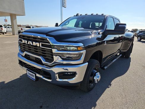 New 2026 RAM 3500 Tradesman image 12