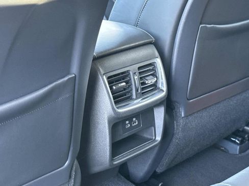 Certified 2023 INFINITI QX55 Essential image 17