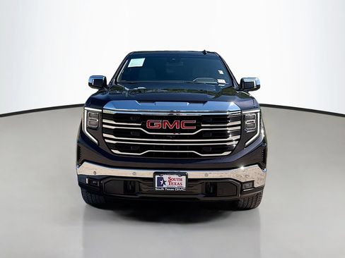 Used 2023 GMC Sierra 1500 SLT AWD/4WD image 2