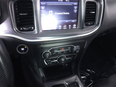 Used 2019 Dodge Charger R/T w/ Blacktop Package RWD image 15