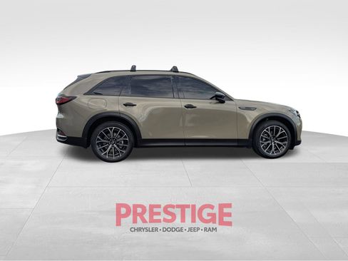 Used 2025 MAZDA CX-70 Plug-In Hybrid w/ Premium Plus AWD/4WD image 6