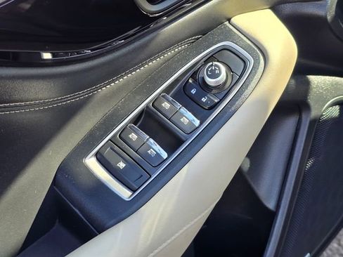 Certified 2022 Subaru Outback Limited XT image 21