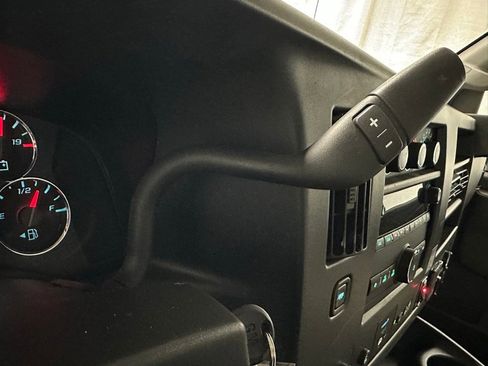 Used 2022 Chevrolet Express 3500 Work Van w/ Power Convenience Package image 23