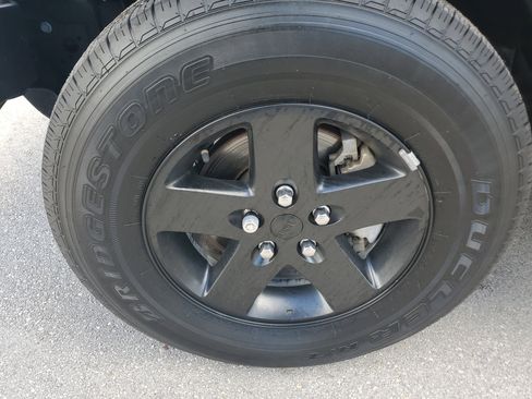 Used 2022 Jeep Gladiator Overland w/ Trailer Tow Package image 27