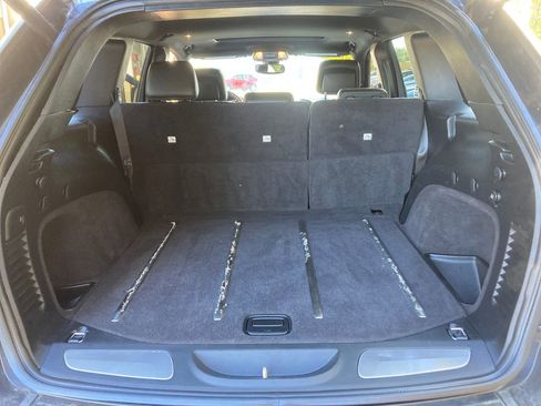 Used 2017 Jeep Grand Cherokee Limited image 27