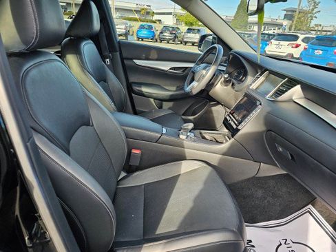 Used 2021 INFINITI QX50 Sensory image 13