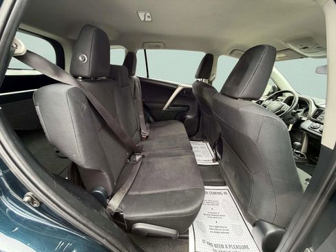 Used 2017 Toyota RAV4 LE AWD/4WD image 21