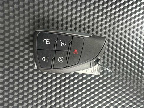Used 2025 Buick Enclave Preferred w/ Power Package FWD image 38