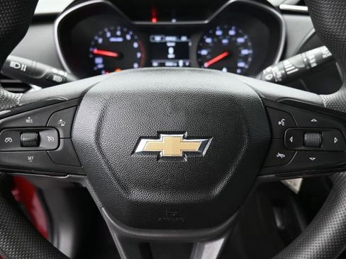 Used 2021 Chevrolet TrailBlazer LS image 28