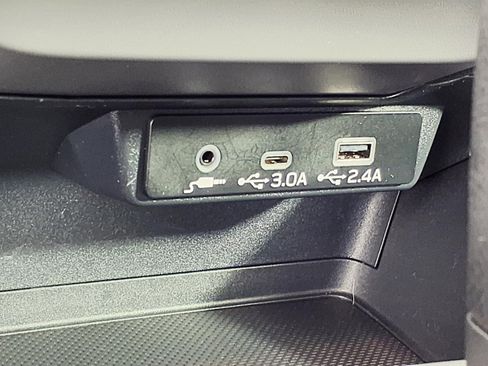 Certified 2024 Subaru Crosstrek 2.0i Premium image 21