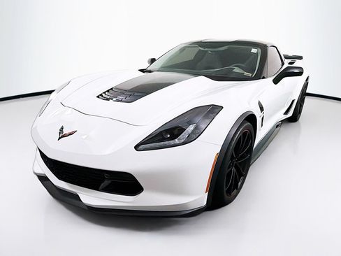 Used 2017 Chevrolet Corvette Grand Sport RWD image 3