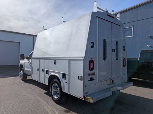 Used 2018 Chevrolet Silverado 3500 LT image 4