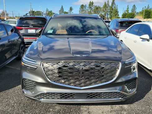 Certified 2026 Genesis GV70 2.5T Advanced image 2