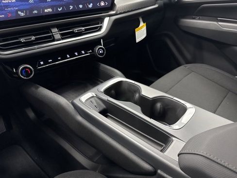 New 2026 Chevrolet Equinox EV LT image 20