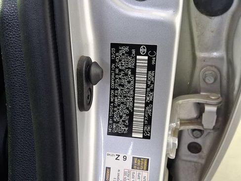 Certified 2024 Toyota Corolla SE FWD image 33