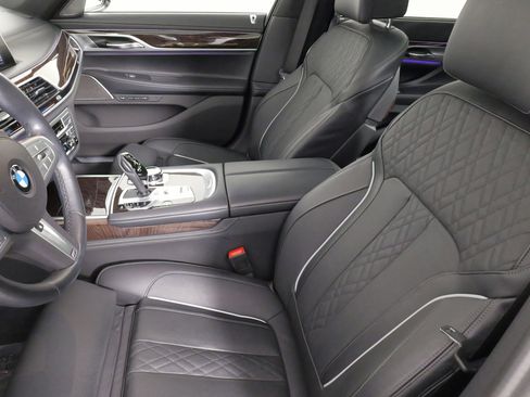 Used 2022 BMW 750i xDrive 750i xDrive w/ Executive Package image 34