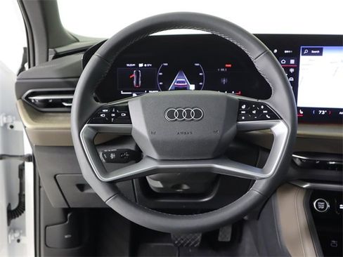 New 2025 Audi Q5 Premium image 22