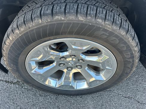 Used 2020 RAM 1500 Big Horn RWD image 11