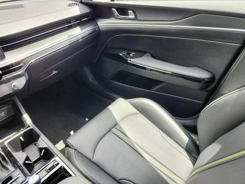 Used 2025 Kia K5 GT FWD image 15