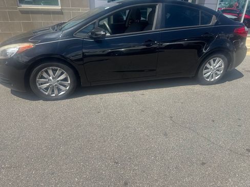 Used 2016 Kia Forte LX w/ LX Popular Plus Package FWD image 1
