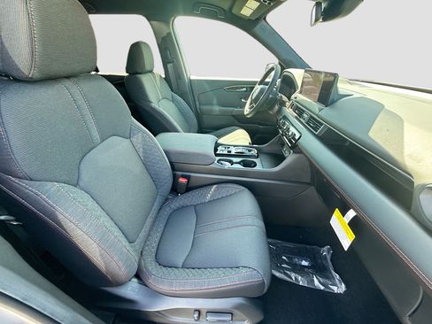 New 2026 Honda Pilot Sport image 24