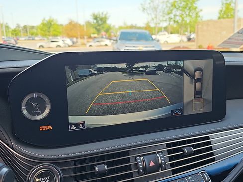 Used 2022 Lexus LS 500 AWD w/ Interior Upgrade Package image 21