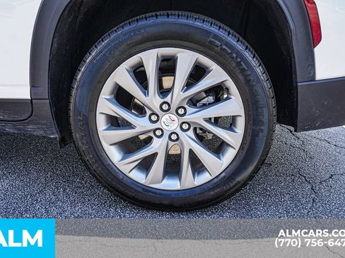 Used 2025 Buick Enclave Preferred AWD/4WD image 15