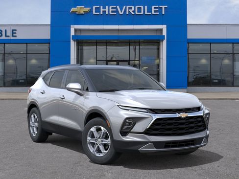 New 2026 Chevrolet Blazer LT w/ Convenience Package AWD/4WD image 7