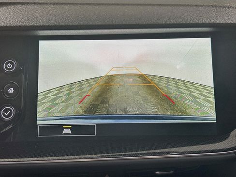 Used 2023 Buick Envision Preferred FWD image 22