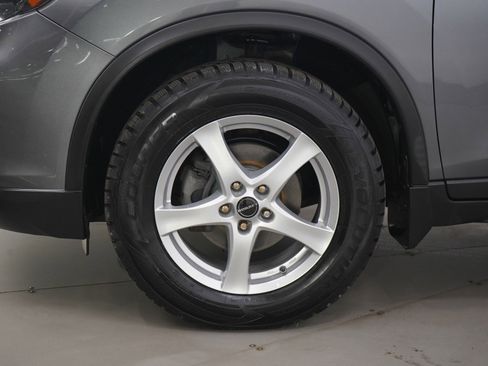 Used 2019 Nissan Rogue SV w/ Sun & Sound Touring Package image 29