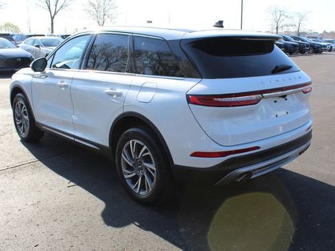 Used 2023 Lincoln Corsair AWD w/ Equipment Group 101A image 7