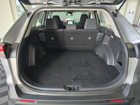 Used 2025 Toyota RAV4 LE image 59