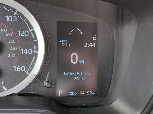 Used 2020 Toyota Corolla SE w/ SE Premium Package FWD image 27