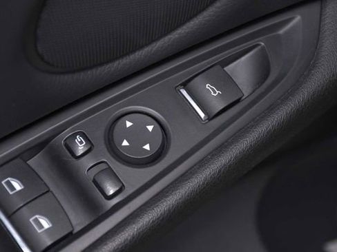 Used 2019 BMW X6 sDrive35i w/ Convenience Package image 27