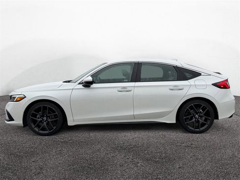 Used 2023 Honda Civic Sport Touring image 2